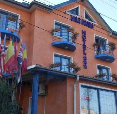 Vila Flora Mediaş Buitenkant foto
